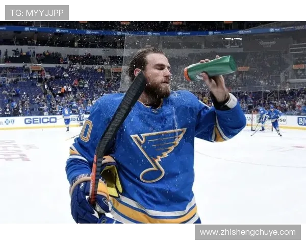 奥赖利梅开二度助曼城荣膺最佳